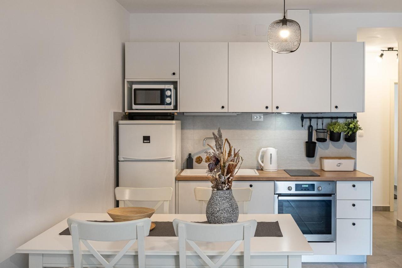Apartments Juraj Петркане Екстериор снимка